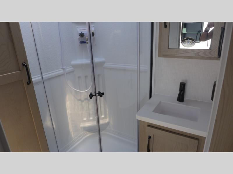 2025 Forest River Flagstaff Micro Lite 22FBS, $ 47,278