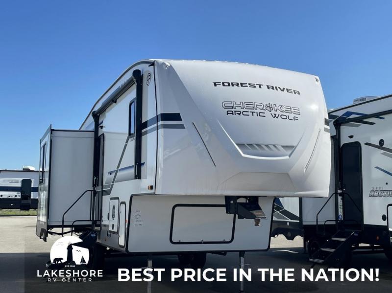 2025 Forest River Cherokee Arctic Wolf 27SGS, $ 81,117