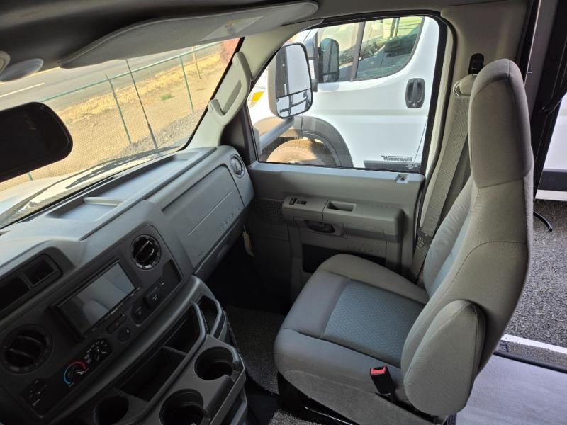 2025 Forest River Forester LE Ford Chasis 2551DSLE, $ 104,990