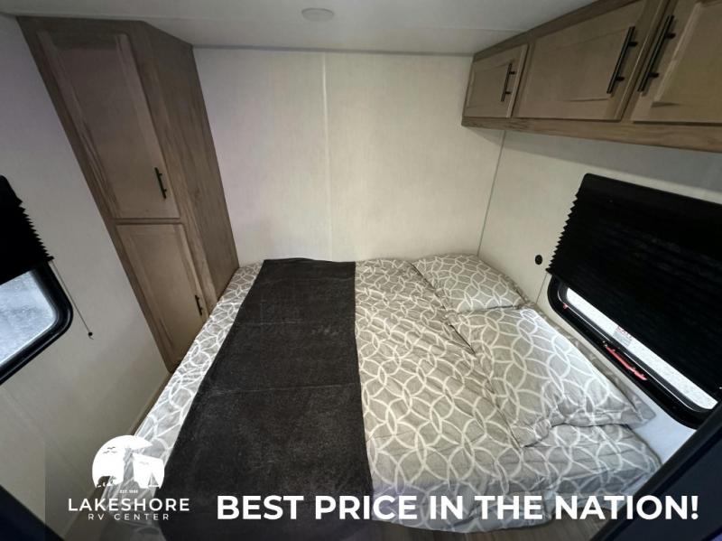 2025 Forest River Cherokee Grey Wolf 29QB, $ 52,405