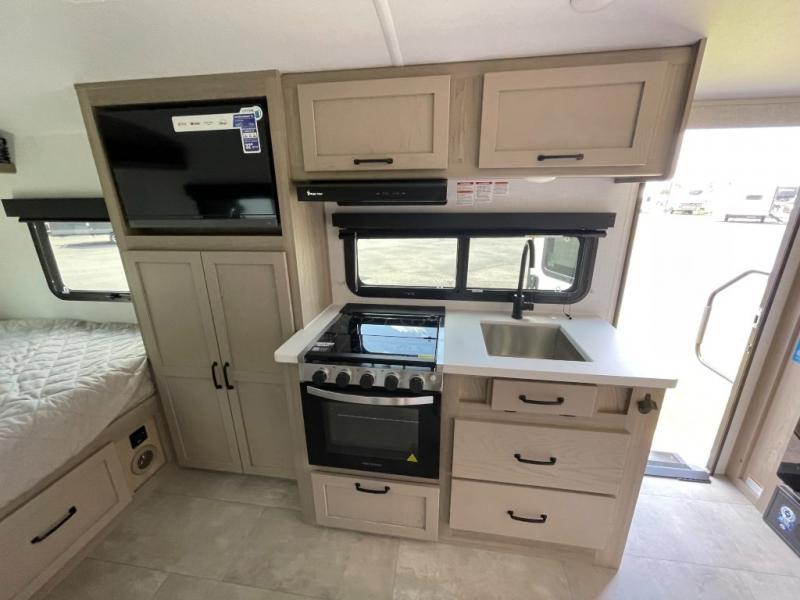 2025 Forest River Rockwood Geo Pro G19FBS, $ 34,990