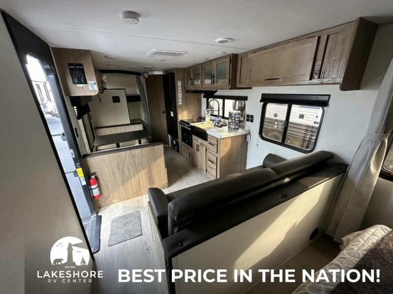 2025 Forest River Cherokee Grey Wolf 26DJSE, $ 40,994