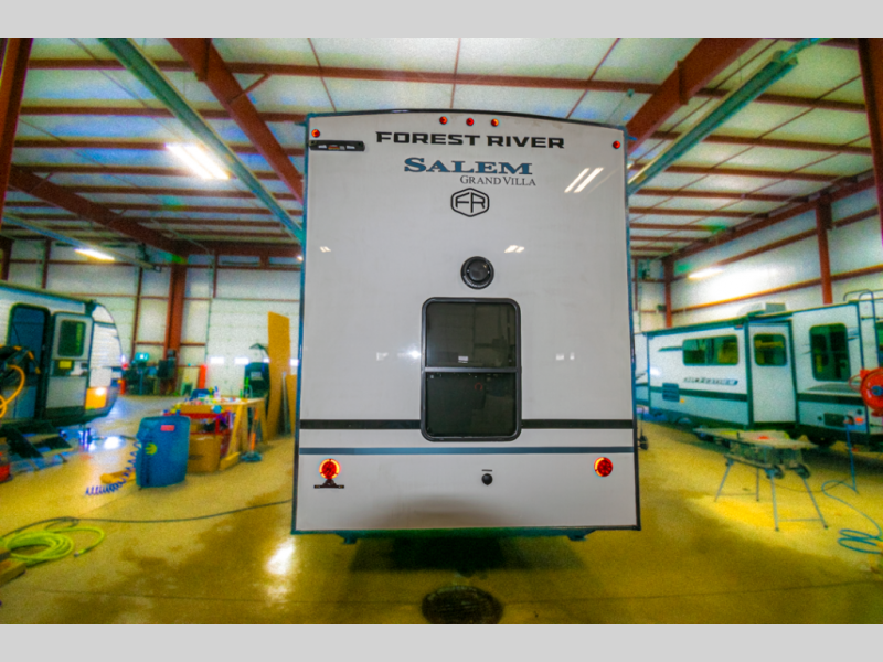 2025 Forest River Salem Grand Villa 44VIEW, $ 111,144