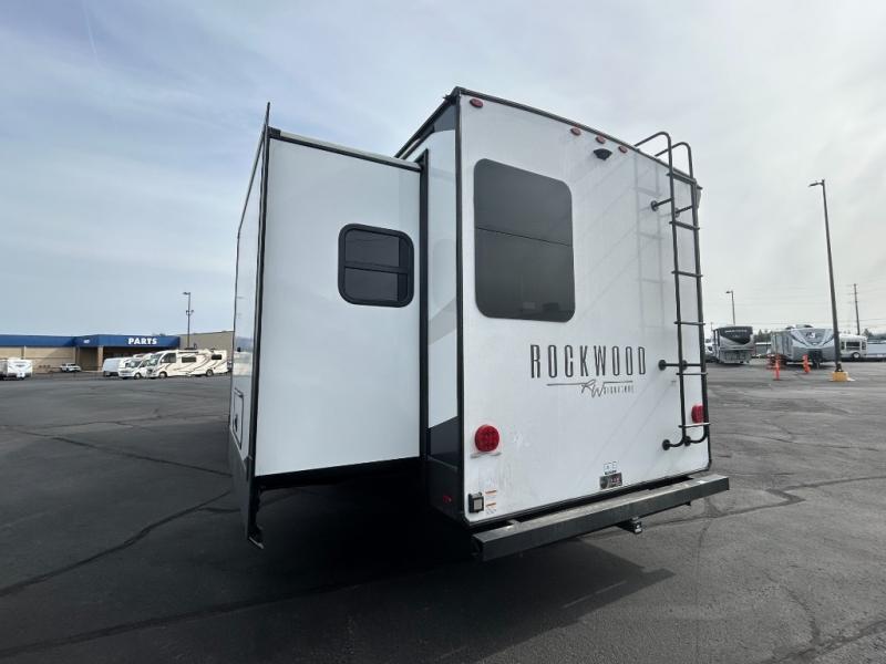 2025 Forest River Rockwood Signature Travel Traile, $ 68,990