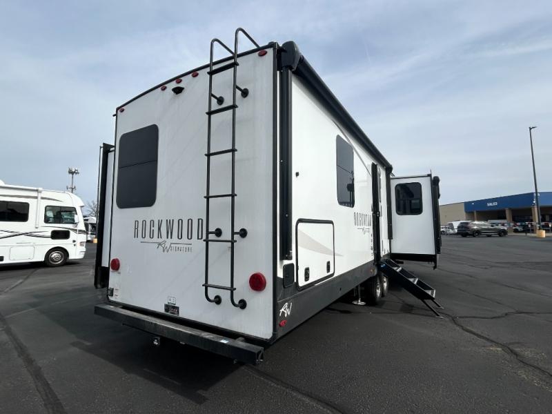 2025 Forest River Rockwood Signature Travel Traile, $ 68,990