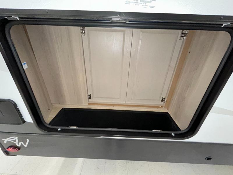 2025 Forest River Rockwood Signature Travel Traile, $ 68,990