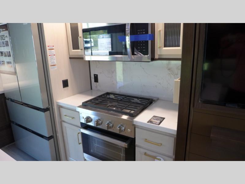 2025 Forest River Cedar Creek Cottage 40CDL, $ 114,531