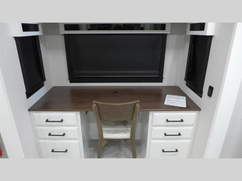 2025 Forest River Riverstone 421FK, $ 206,597