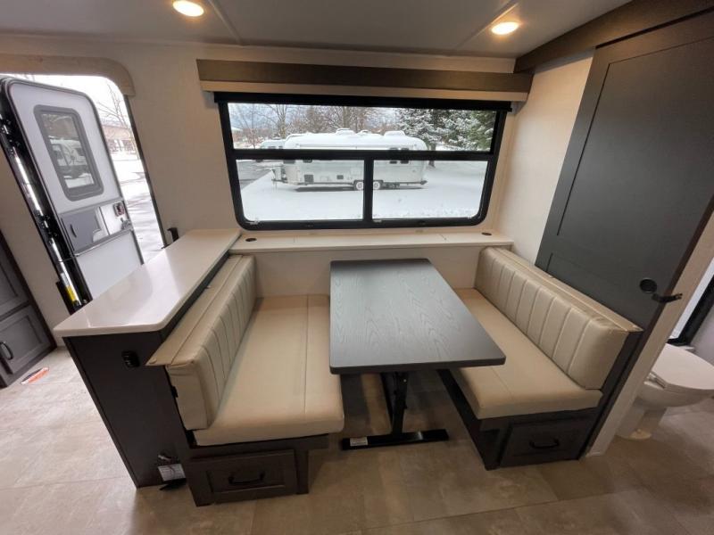 2025 Forest River Rockwood Ultra Lite 2619FK, $ 53,990