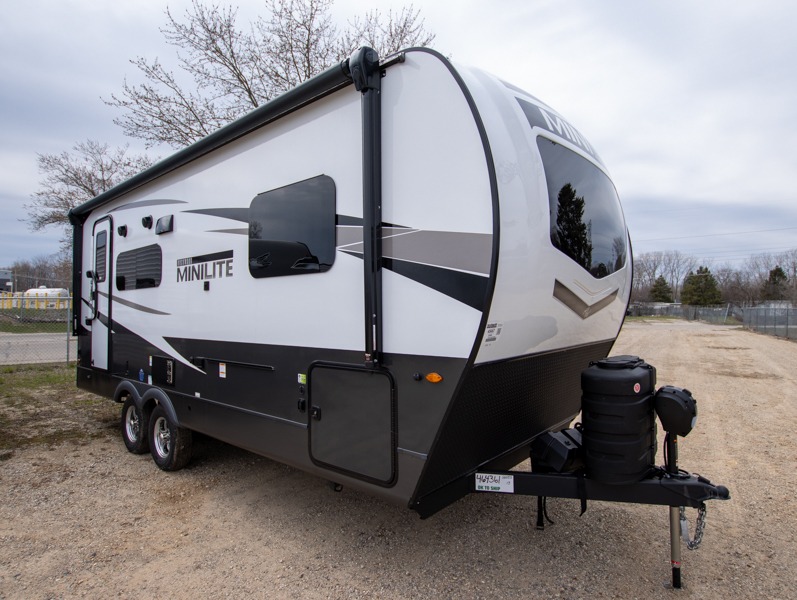 2025 Forest River Rockwood Mini Lite 2205S, $ 47,243
