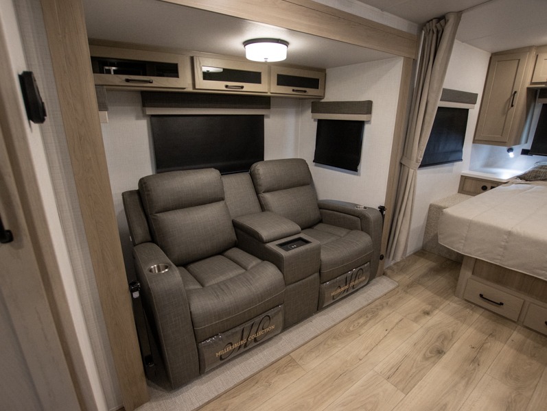 2025 Forest River Rockwood Mini Lite 2205S, $ 47,243