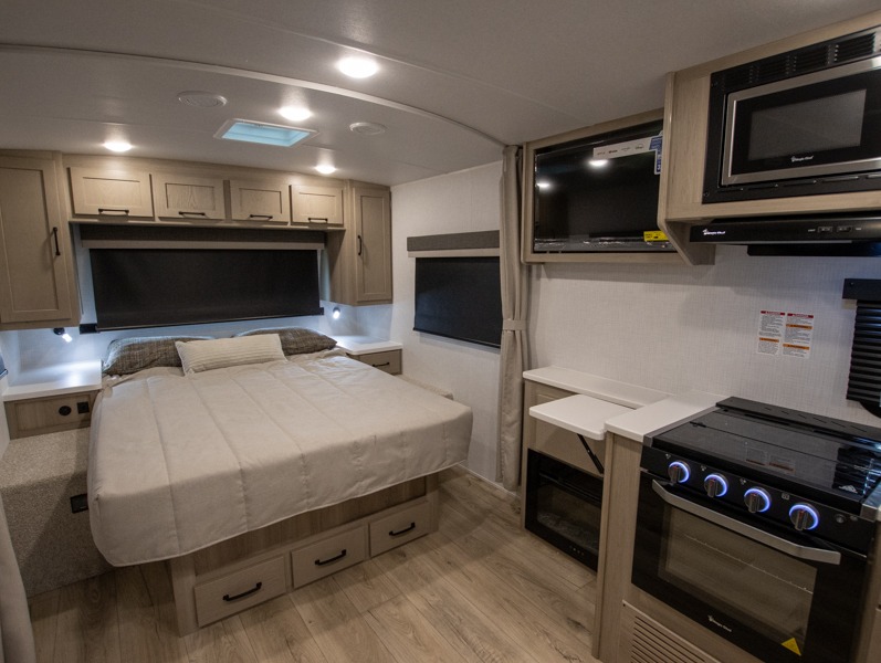 2025 Forest River Rockwood Mini Lite 2205S, $ 47,243