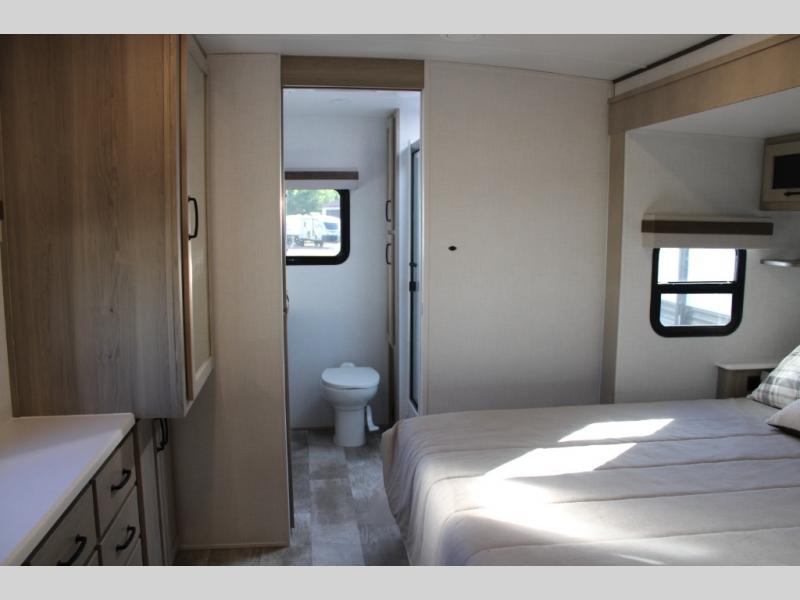 2024 Forest River Rockwood Signature Travel Traile, $ 44,990