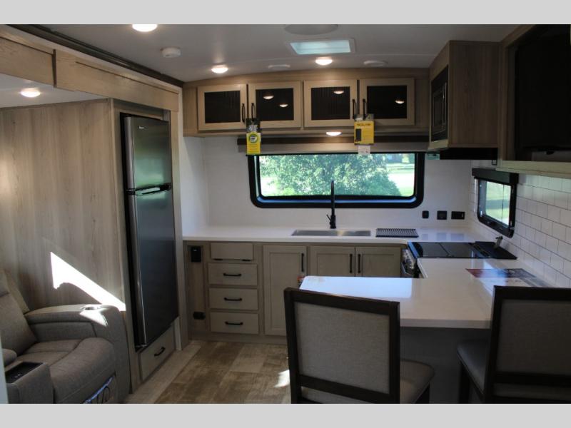 2024 Forest River Rockwood Signature Travel Traile, $ 44,990