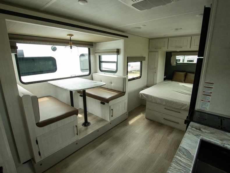 2024 Forest River Surveyor Legend 19RBLE, $ 0