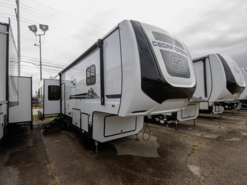 2024 Forest River Cedar Creek Experience 3425RL, $ 101,711