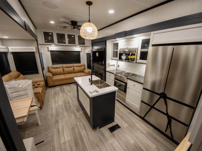 2024 Forest River Cedar Creek Experience 3425RL, $ 101,711