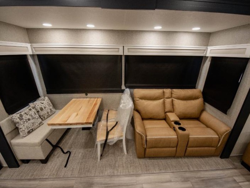 2024 Forest River Cedar Creek Experience 3425RL, $ 101,711