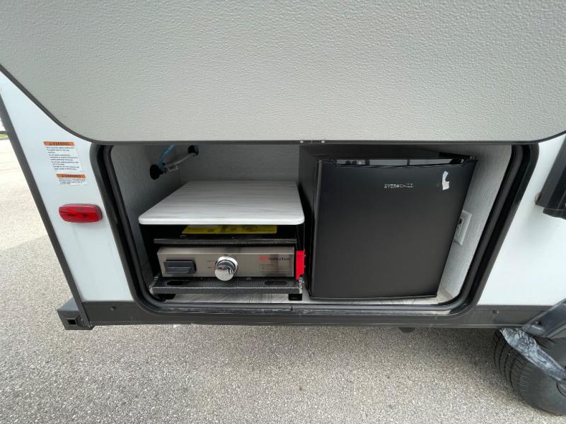 2024 Forest River Wildwood X-Lite 19DBXL, $ 38,717