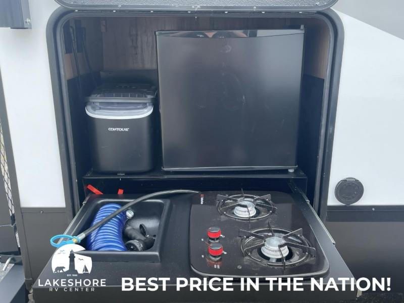 2024 Forest River Cherokee Arctic Wolf 23MLE, $ 43,975