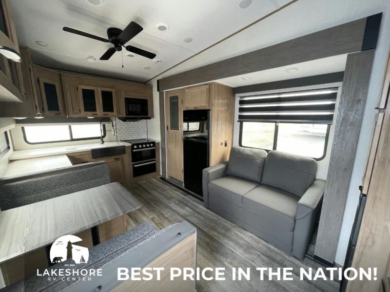 2024 Forest River Cherokee Arctic Wolf 23MLE, $ 43,975