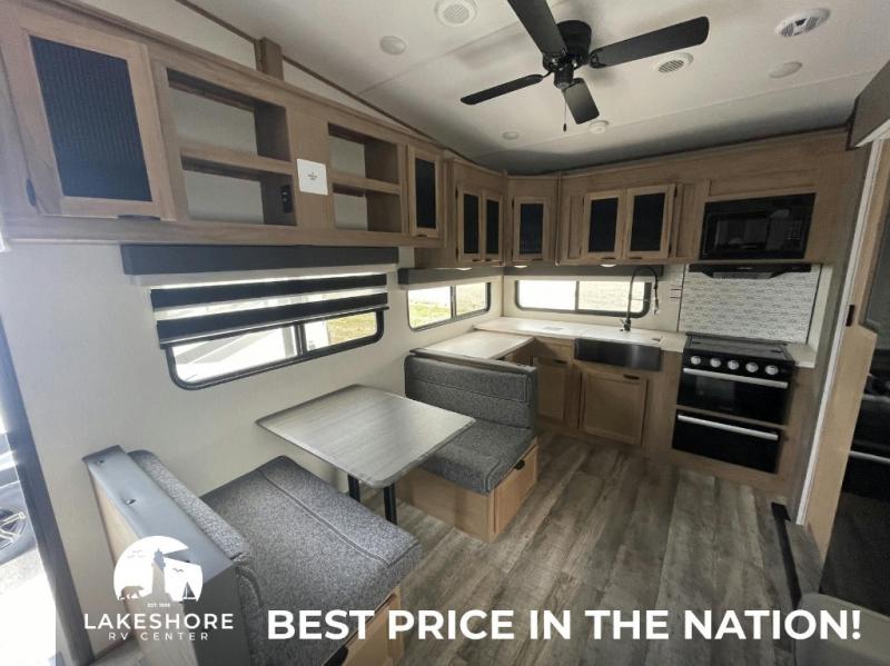 2024 Forest River Cherokee Arctic Wolf 23MLE, $ 43,975