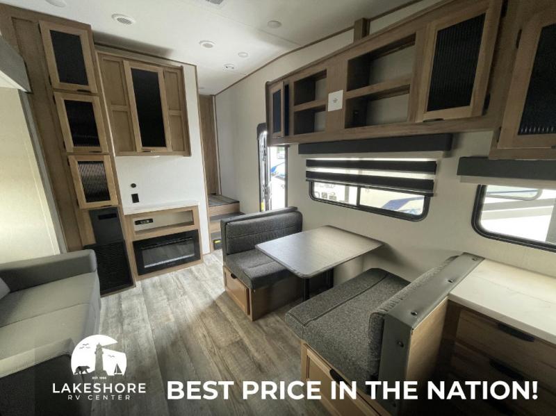 2024 Forest River Cherokee Arctic Wolf 23MLE, $ 43,975