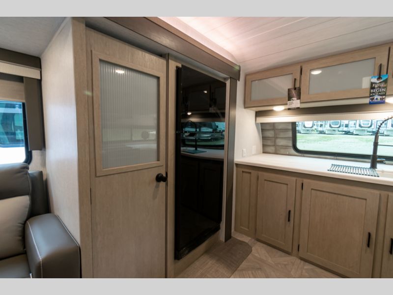 2024 Forest River Salem 28FKG, $ 34,990