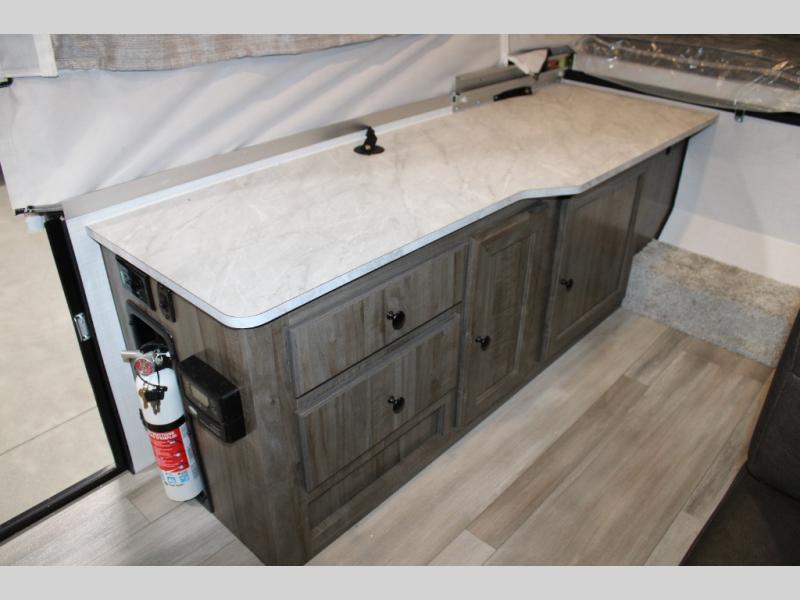 2024 Forest River Flagstaff Limited 206LTD, $ 16,171