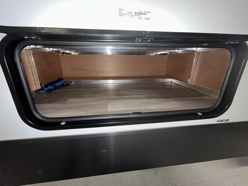 2024 Forest River Rockwood Signature Travel Traile, $ 52,990