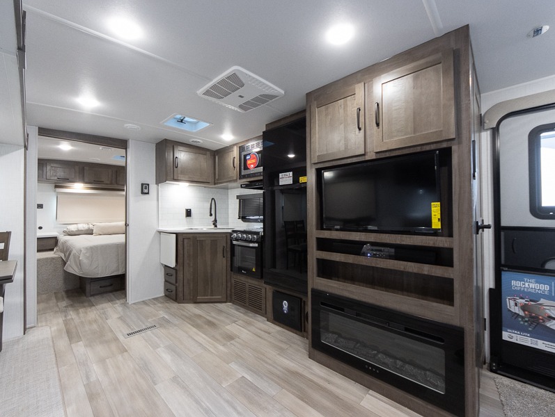 2024 Forest River Rockwood Ultra Lite 2606WS, $ 35,990