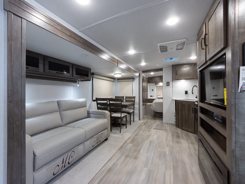 2024 Forest River Rockwood Ultra Lite 2606WS, $ 35,990