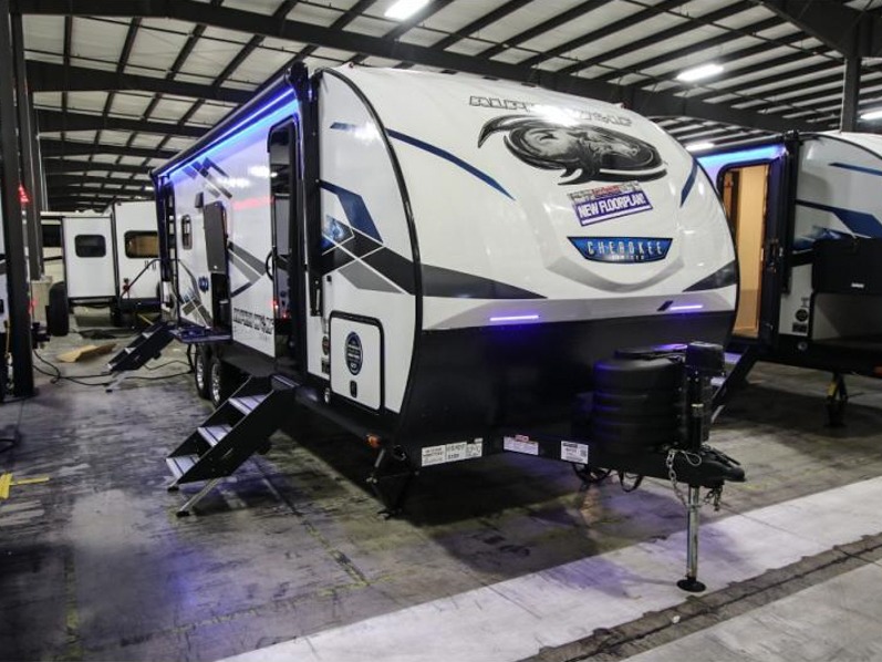 2024 Forest River Cherokee Alpha Wolf 2500RL-L, $ 28,990