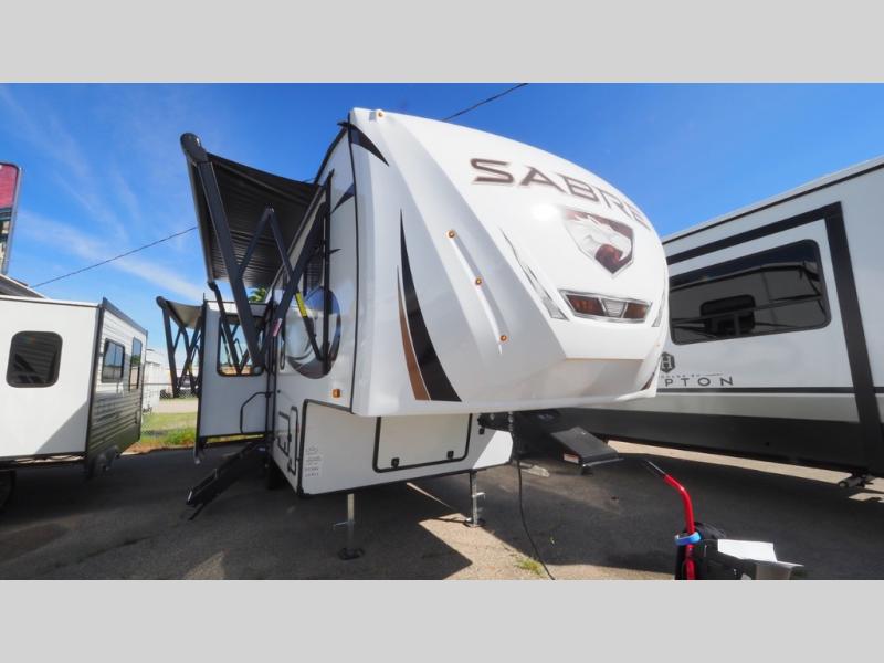 2024 Forest River Sabre 25RLS, $ 35,990