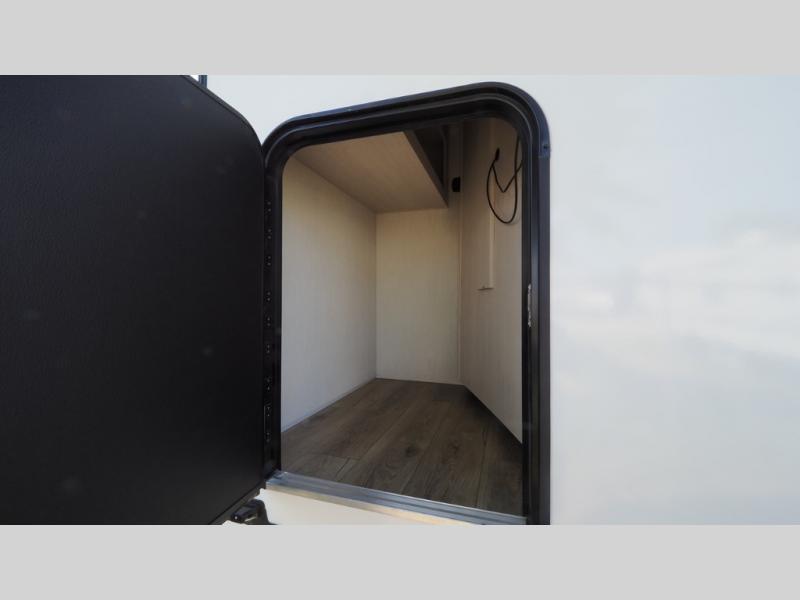 2024 Forest River Sabre 25RLS, $ 35,990