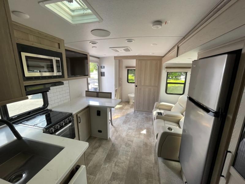 2024 Forest River Rockwood Signature Travel Traile, $ 54,990
