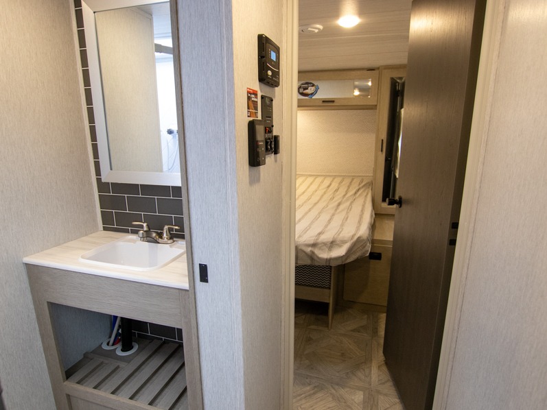 2024 Forest River Salem 28VIEW, $ 52,867