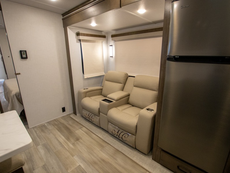 2024 Forest River Rockwood Signature 8263MBR, $ 42,990