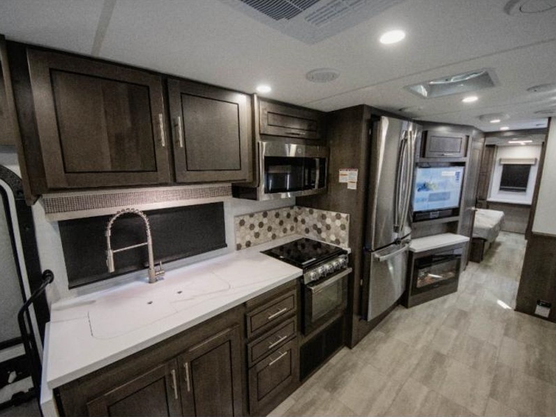 2024 Forest River Georgetown 5 Series GT5 34M5, $ 144,990