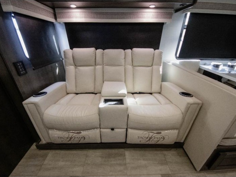 2024 Forest River Georgetown 5 Series GT5 34M5, $ 144,990