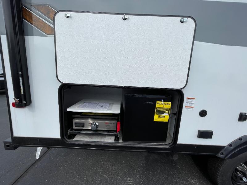 2024 Forest River Wildwood X-Lite 261BHXL, $ 39,460