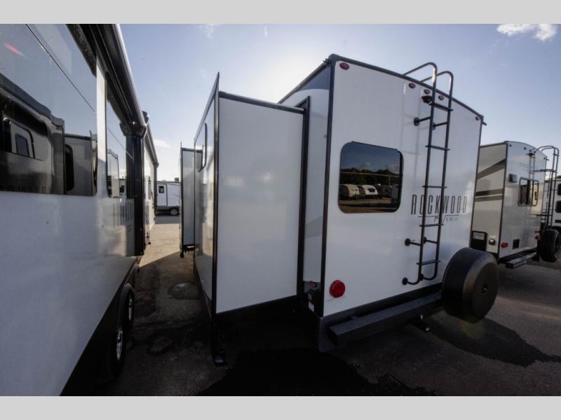 2024 Forest River Rockwood Ultra Lite 2616BH, $ 37,990