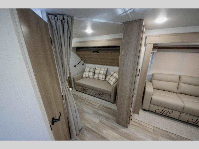 2024 Forest River Rockwood Ultra Lite 2616BH, $ 37,990