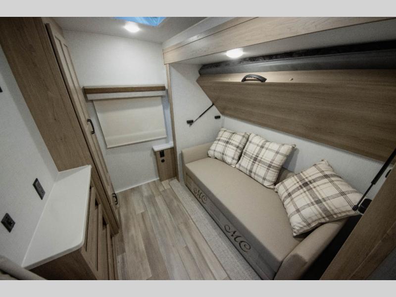 2024 Forest River Rockwood Ultra Lite 2616BH, $ 37,990