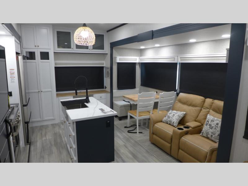 2024 Forest River Cedar Creek Experience 3125RD, $ 99,371