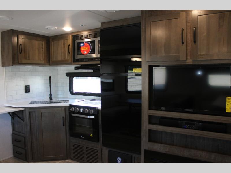 2024 Forest River Rockwood Ultra Lite 2706WS, $ 39,990