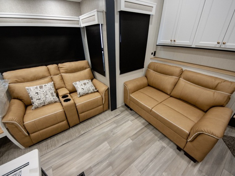 2024 Forest River Cedar Creek Experience 3125RD, $ 99,301