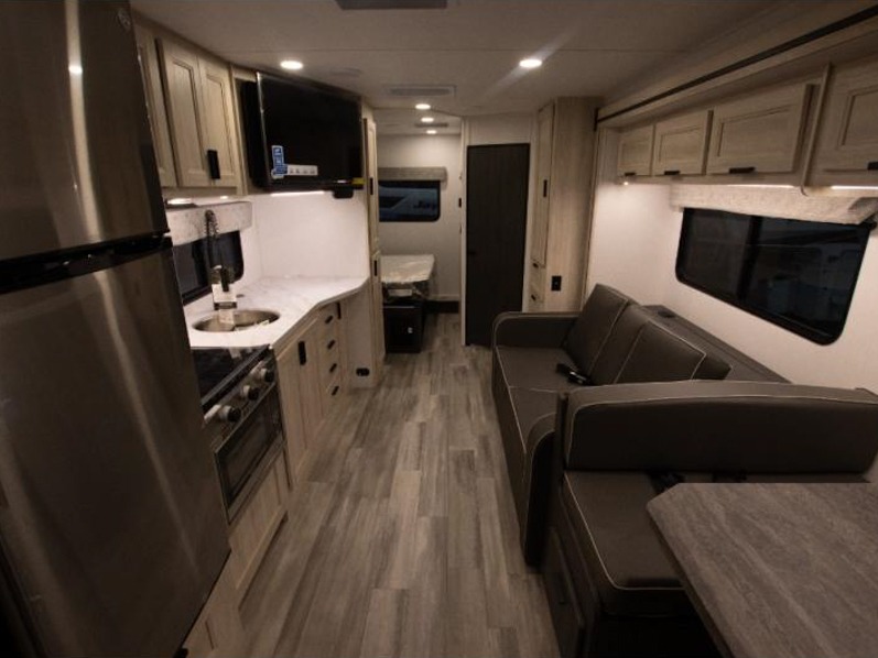 2023 Forest River Sunseeker 2550DS LE, $ 129,507