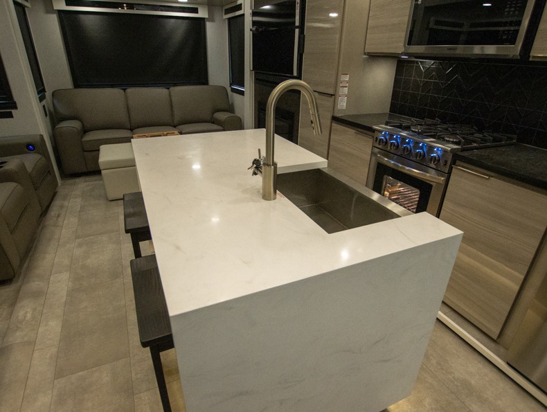 2023 Forest River Riverstone 41RL, $ 240,692