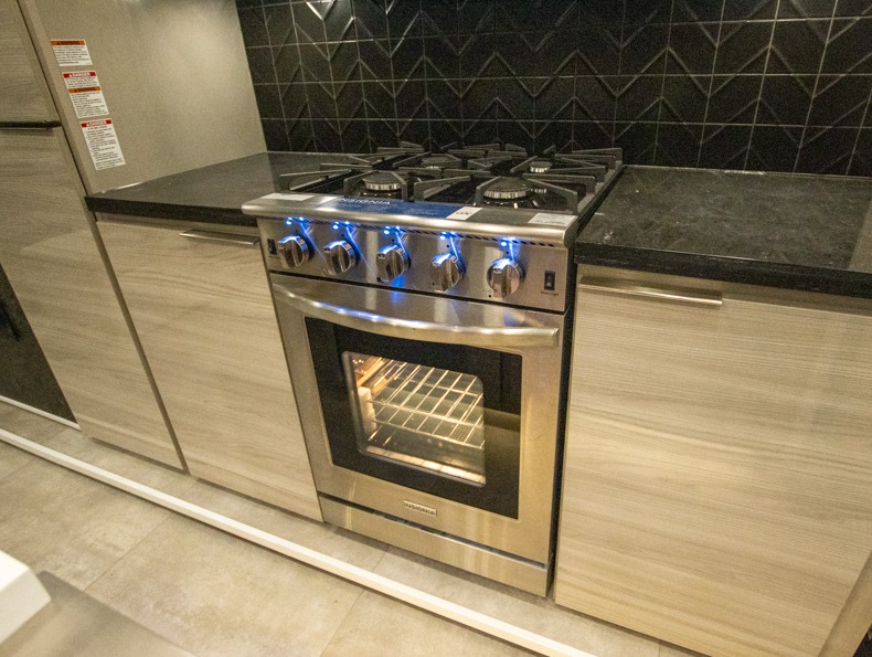 2023 Forest River Riverstone 41RL, $ 240,692